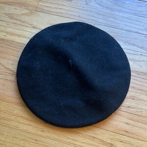 Classic Black Beret